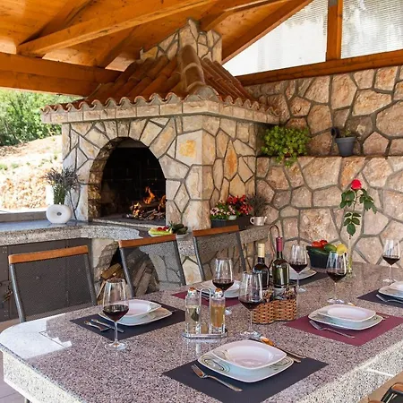 Sara * ツリクヴェニツァ